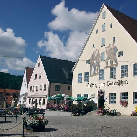 Отель Gasthof Zum Bayerischen Грединг Экстерьер фото