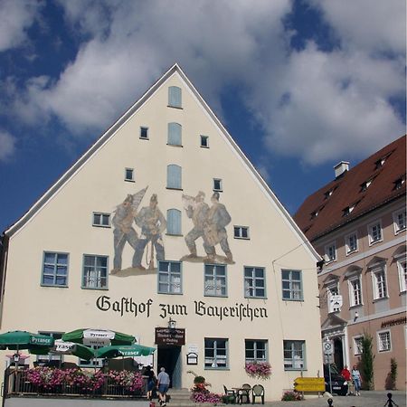 Отель Gasthof Zum Bayerischen Грединг Экстерьер фото